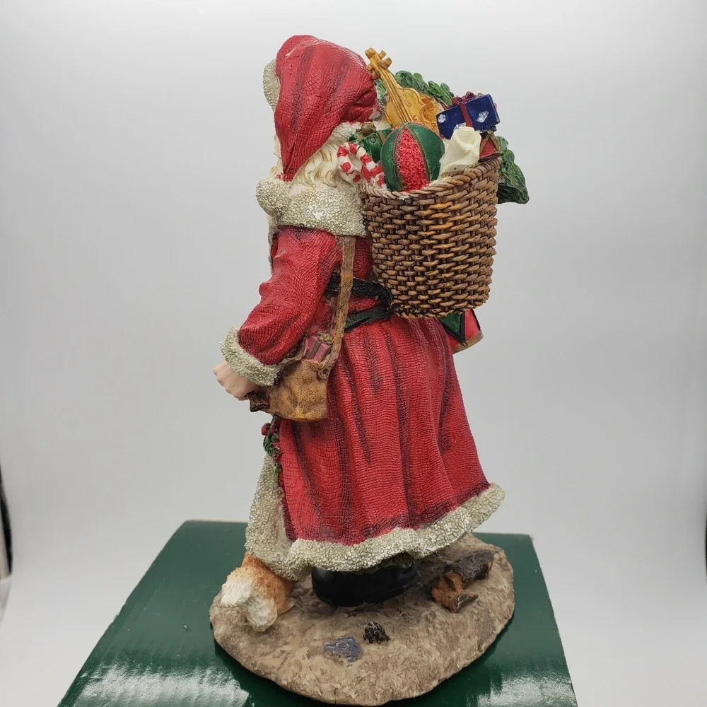 Holiday Lane Poly Resin Woodland Santa W/ Tree‎ Christmas 8